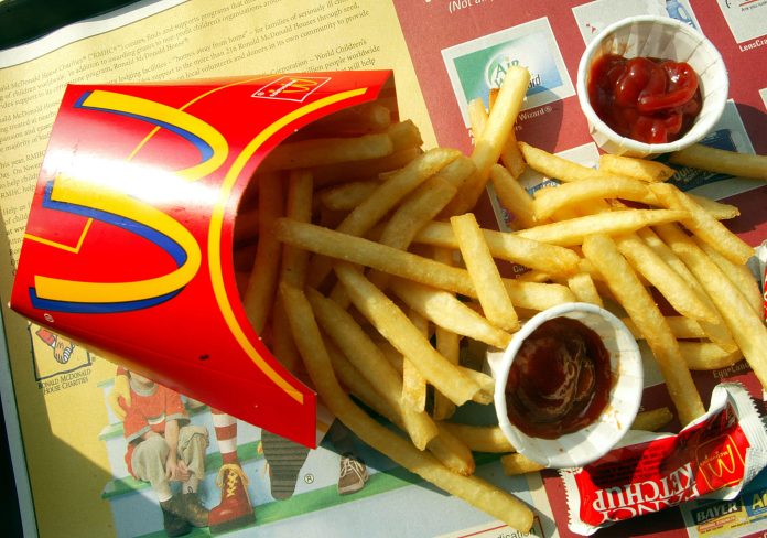 Papas fritas de McDonald's podrían curar la calvicie: Científicos