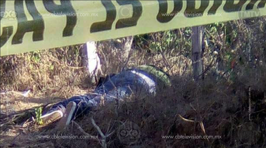 Se enfrentan policías y civiles armados Se enfrentan policías y civiles armados