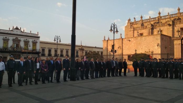 Celebra Ayuntamiento de Morelia, promulgación de la Constitución Política
