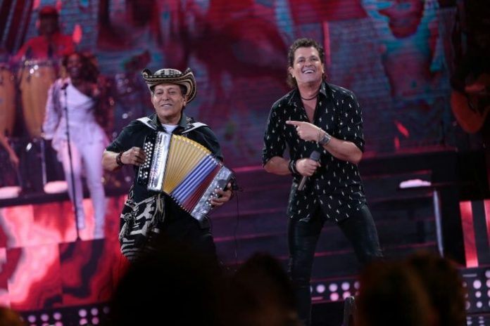Carlos Vives prende el escenario de Viña del Mar 2018