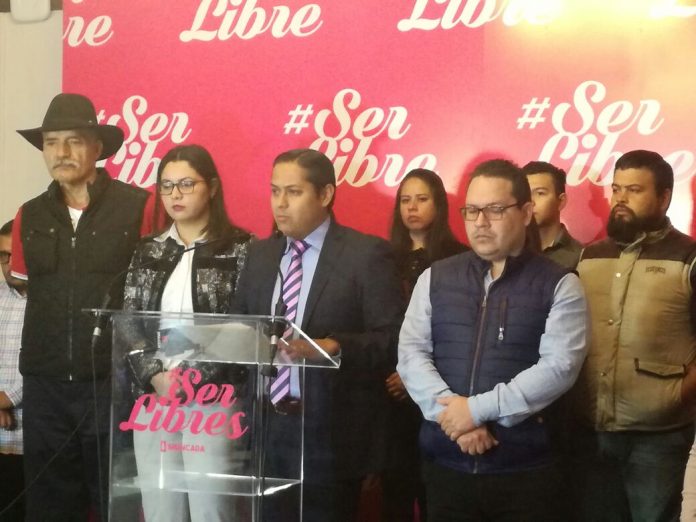 Renuncia Daniel Moncada a su militancia en Movimiento Ciudadano