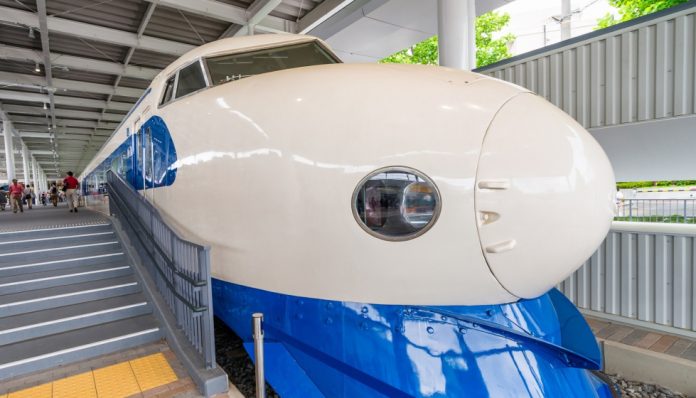 Japón prepara nueva versión de tren bala para los Juegos Olímpicos