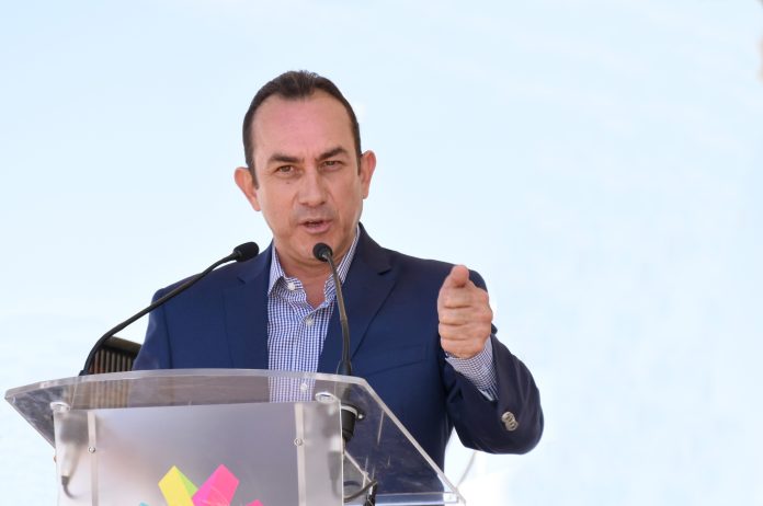 Se queda Antonio Soto en la Sedesoh; renuncia a su plurinominal