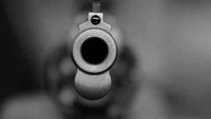 “¡Mamá, hice una travesura!”, jovencita mató a balazos a su hermano