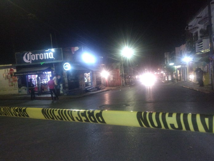CUERNAVACA Balean a tres afuera de una tienda en Cuernavaca (1)