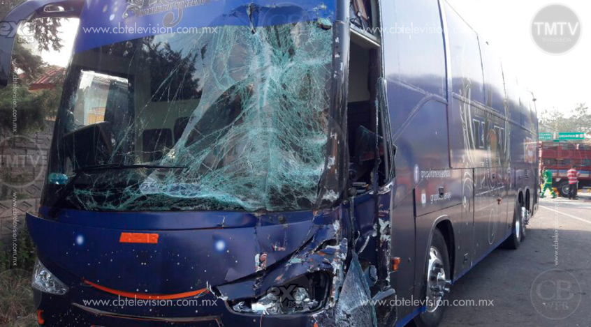 En total, fueron seis los heridos en accidente en la autopista Siglo XXI En total, fueron seis los heridos en accidente en la autopista Siglo XXI
