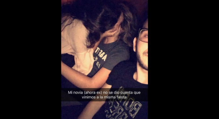 Por estar ebria no se da cuenta que su novio está en la misma fiesta, le es infiel y se vuelve viral