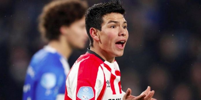 Pese a suspensión, 'Chucky' Lozano sigue como líder de goleo en Holanda