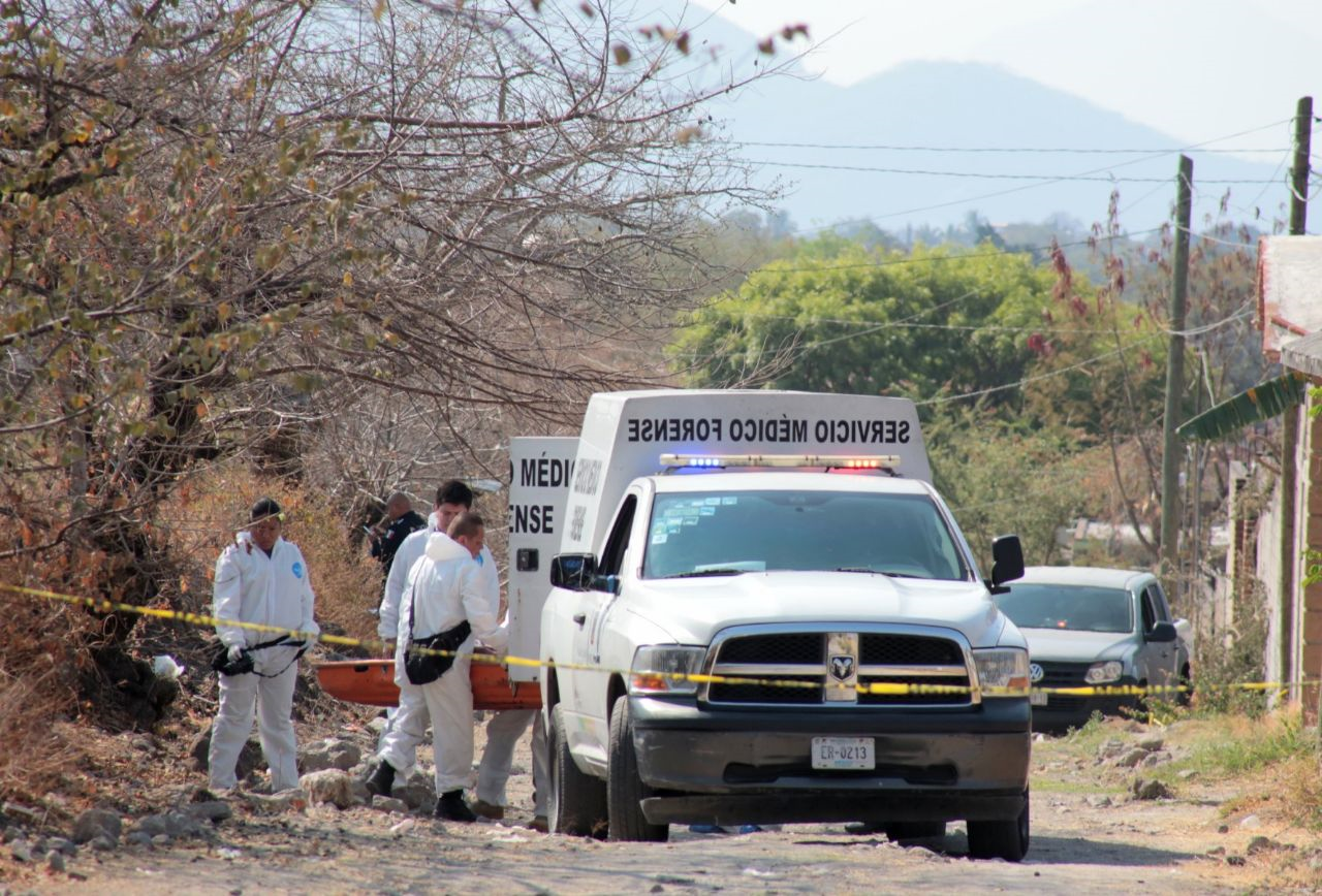 TEMIXCO Dejan a un individuo encobijado en Temixco (1) EMIXCO Dejan a un individuo encobijado en Temixco (1)