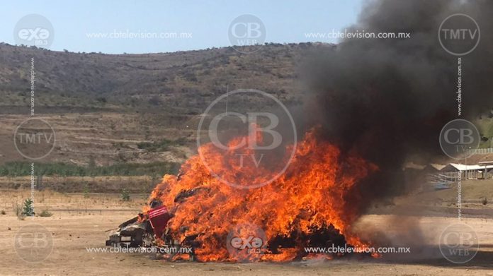 PGR incinera cocaína y marihuana incautada en operativos federales