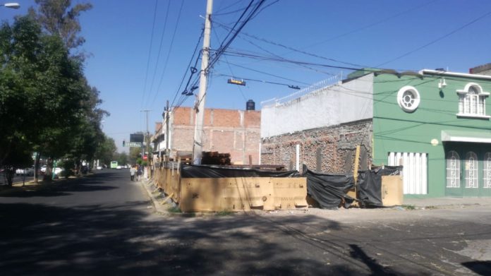 Vecinos piden apresurar obra en Lomas de Hidalgo