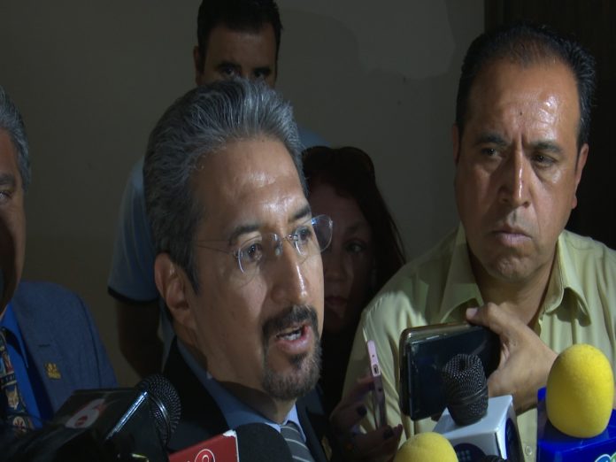 Estudiantes de la UMSNH son consumidores de drogas, reconoce el rector