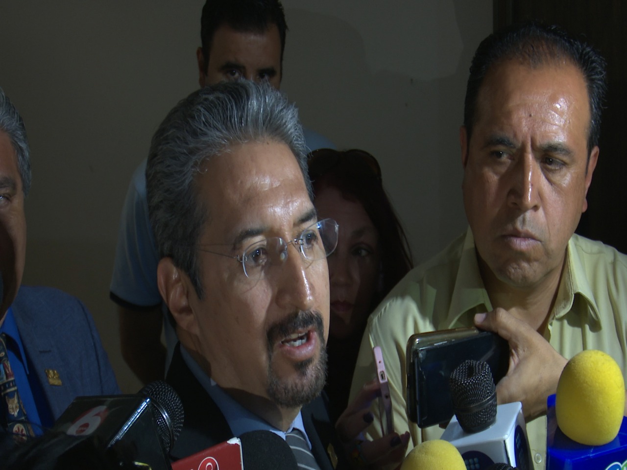 Estudiantes de la UMSNH son consumidores de drogas, reconoce el rector Estudiantes de la UMSNH son consumidores de drogas, reconoce el rector
