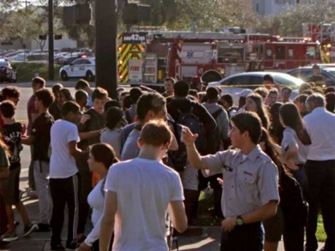 NUEVAMENTE: Tiroteo en escuela de Florida deja al menos un herido NUEVAMENTE: Tiroteo en escuela de Florida deja al menos un herido