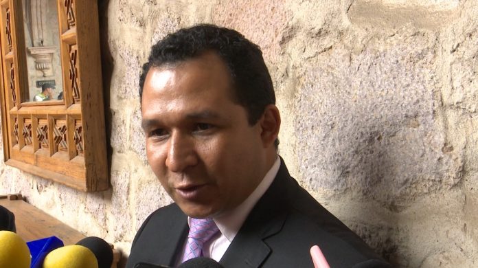 Educación: Requerimos más que 10