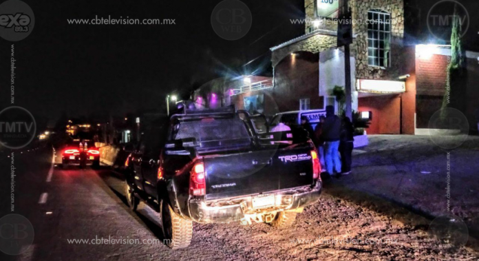 Muere hombre camino al hospital en la carretera Morelia-Pátzcuaro
