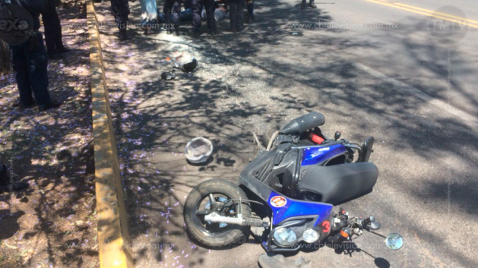 Camioneta arrolla a motociclista afuera del antiguo penal de Morelia