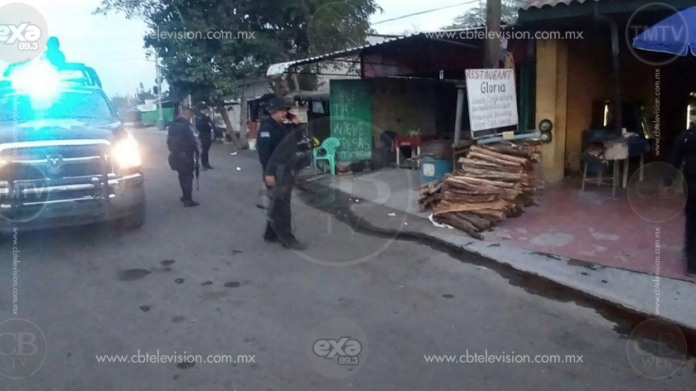 Acribillan a hombre frente a negocio de venta de alimentos en 4 Caminos