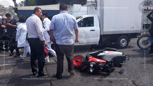 Ante la carencia de ambulancias, mujer atropellada esperó una hora en el asfalto Ante la carencia de ambulancias, mujer atropellada esperó una hora en el asfalto