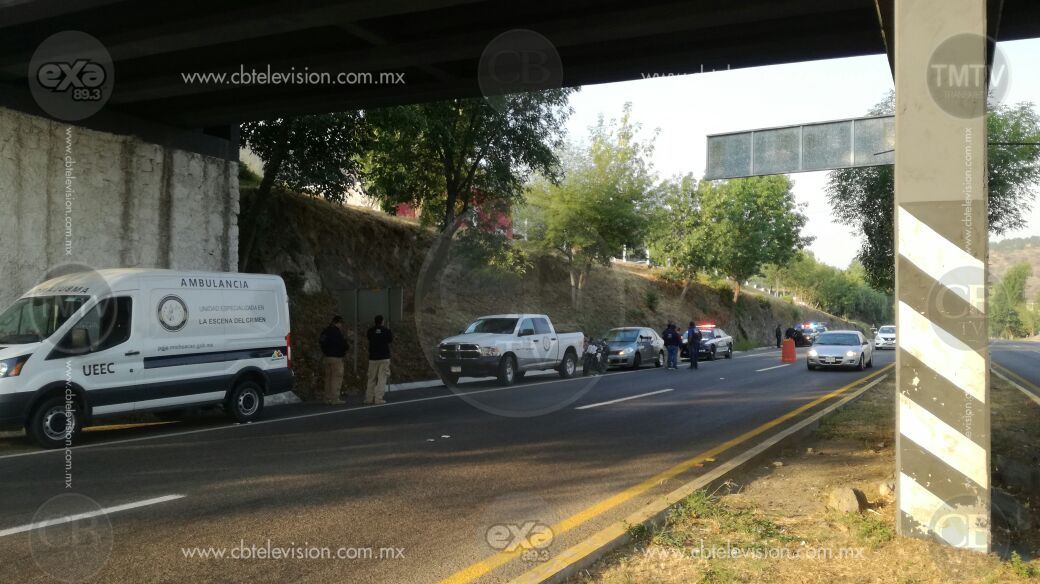 Morelia: Localizan a un hombre colgado de un puente Morelia: Localizan a un hombre colgado de un puente
