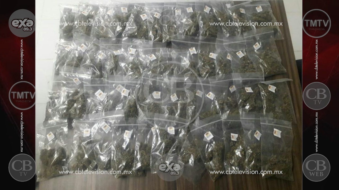 Detienen a mujer que transportaba droga en Venustiano Carranza Detienen a mujer que transportaba droga en Venustiano Carranza