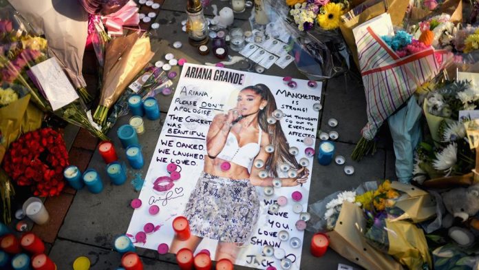 A un año del atentado en Manchester Ariana Grande envía este mensaje a sus fans