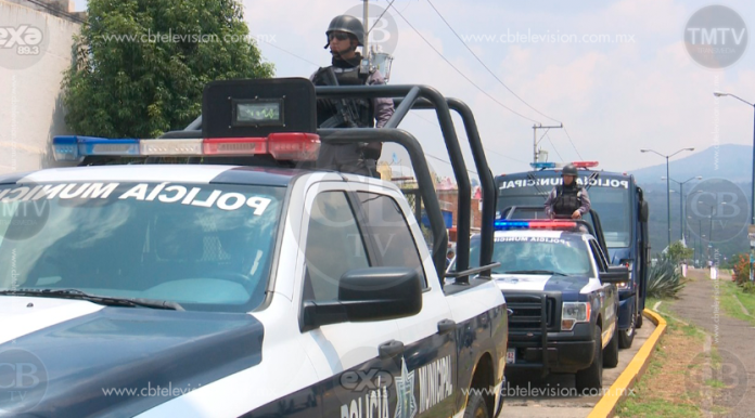 Caen cinco tiradores de droga tras enfrentamiento con la policía