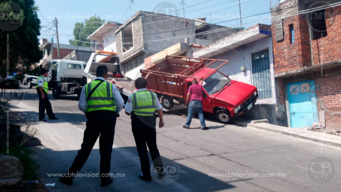 Camioneta sin frenos arrolla a tres señoras al norte de Morelia