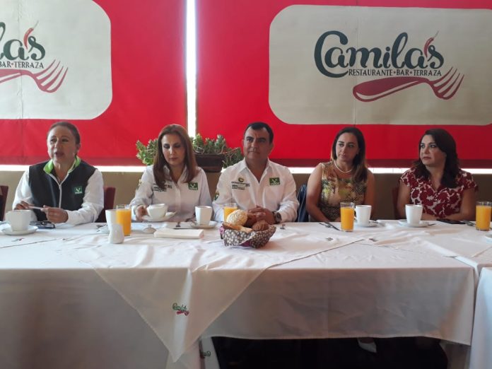 Se reúne sector empresarial femenil con candidatos a la presidencia municipal de Morelia