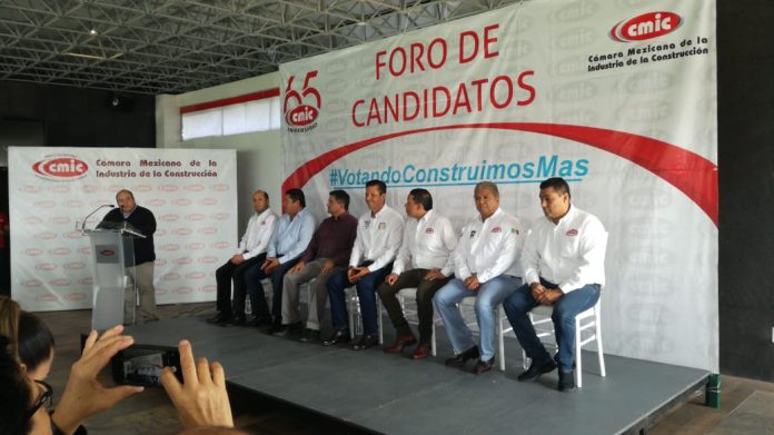 Se reúne Toño García con el sector de la construcción