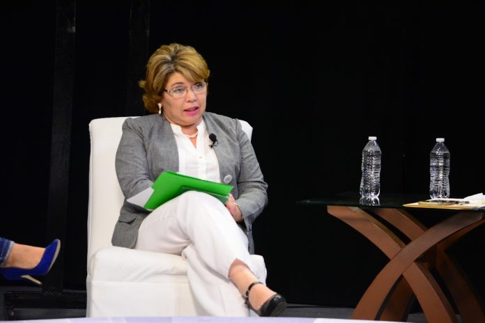 Candidata del PES invita a Gil Vázquez a conocer el Distrito XVI si quiere la diputación
