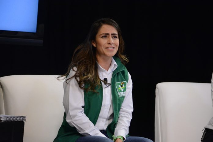 Una pena que Andrea Villanueva pretenda reelegirse y no se presente a mesa de análisis: Candidata del PVEM