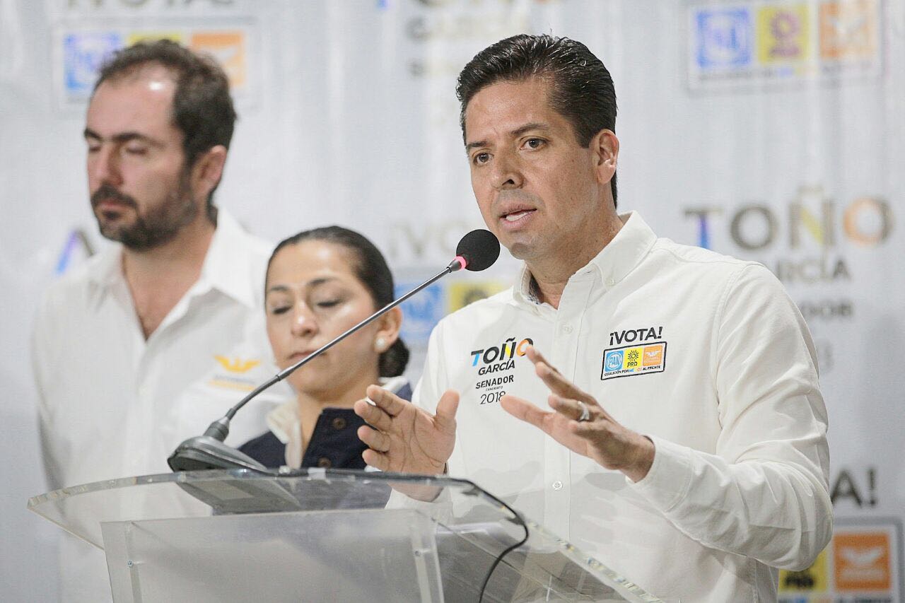 Apuesta Toño García por la transformación de la educación Apuesta Toño García por la transformación de la educación