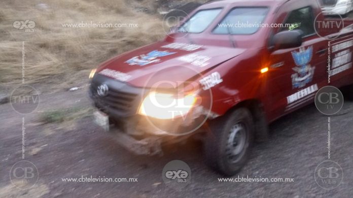 Roban tráiler y camioneta de valores blindada en la Siglo XXI
