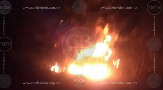 Tráiler se precipita a un desnivel en la “Siglo XXI” y se incendia, hay un herido