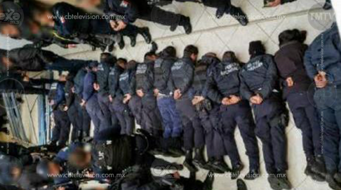 En operativo sorpresa, requieren al director de SP de Ocampo y a 27 policías