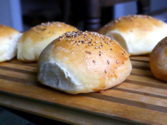 VIDEO: Captan a dos ratones entre pan de Burger King