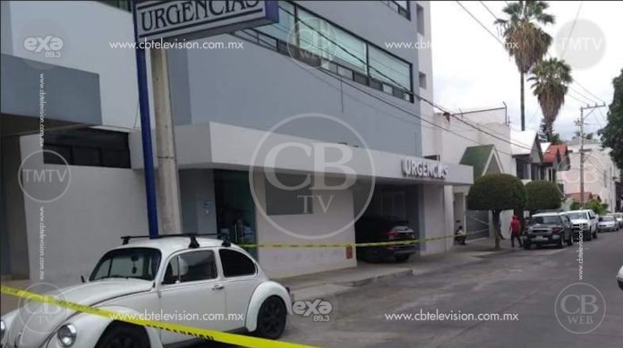 Ejecutan a una mujer, su hijo queda gravemente herido