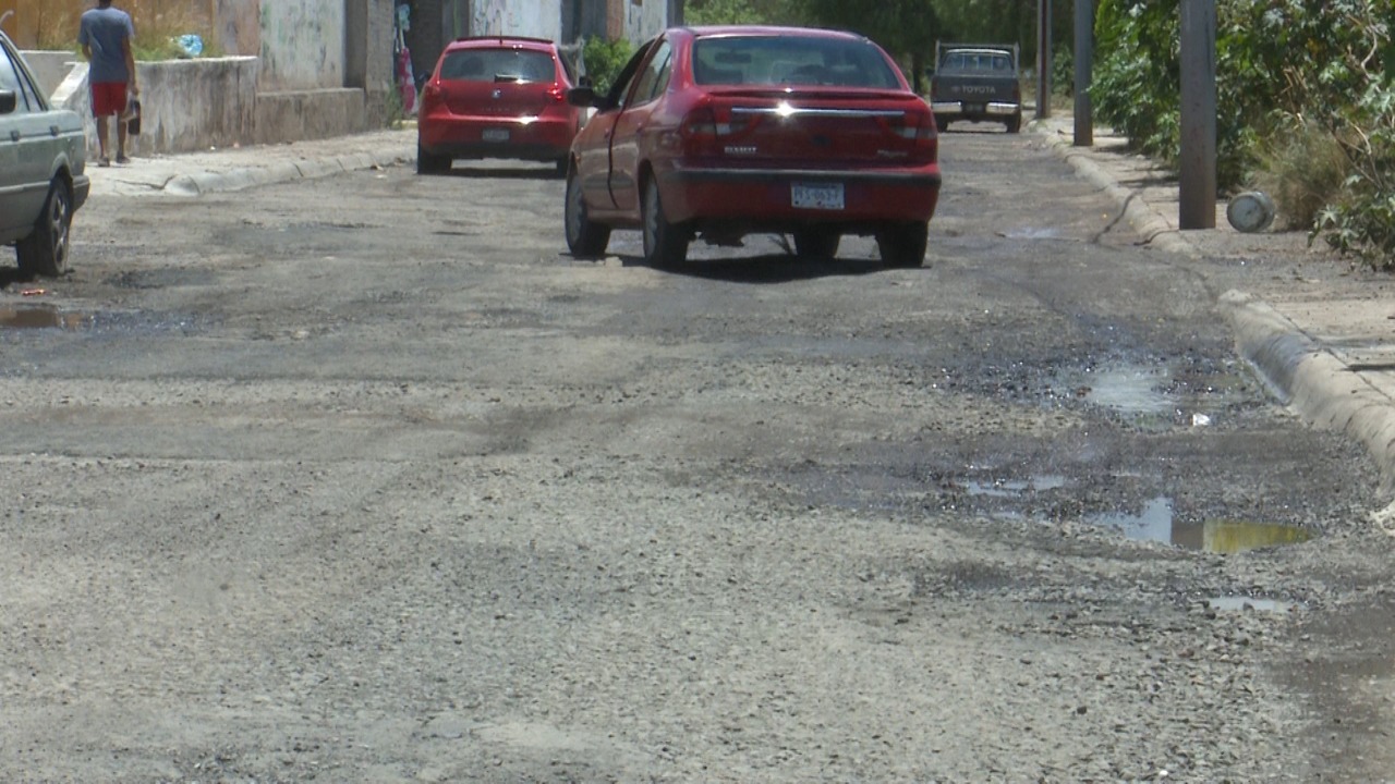Denuncia Ciudadana: Vecinos piden bachear calles en Misión Del Valle Denuncia Ciudadana: Vecinos piden bachear calles en Misión Del Valle