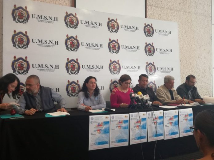 Impulsan UMSNH mejora educativa a través de capacitación docente