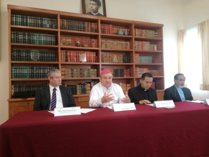 Llama Arzobispo de Morelia a concretar elecciones en Paz