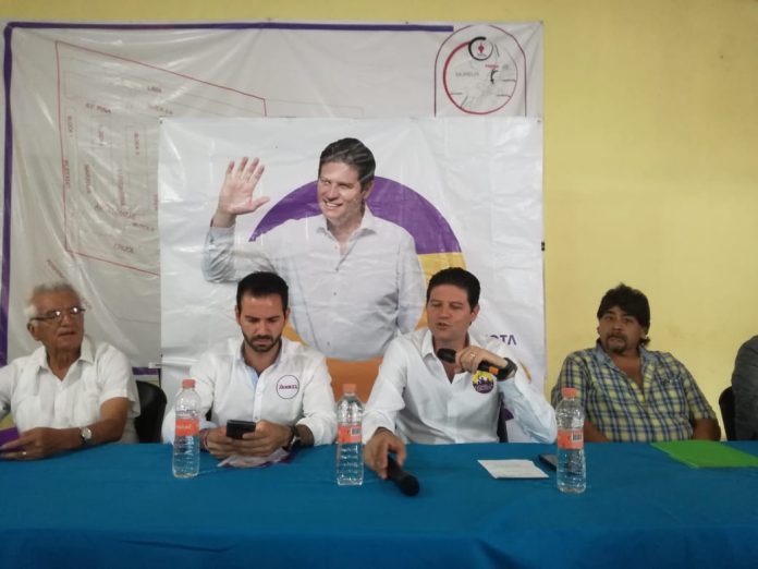 Propone Martínez Alcázar apoyar mercado de abastos con colaboración entre comerciantes y municipio