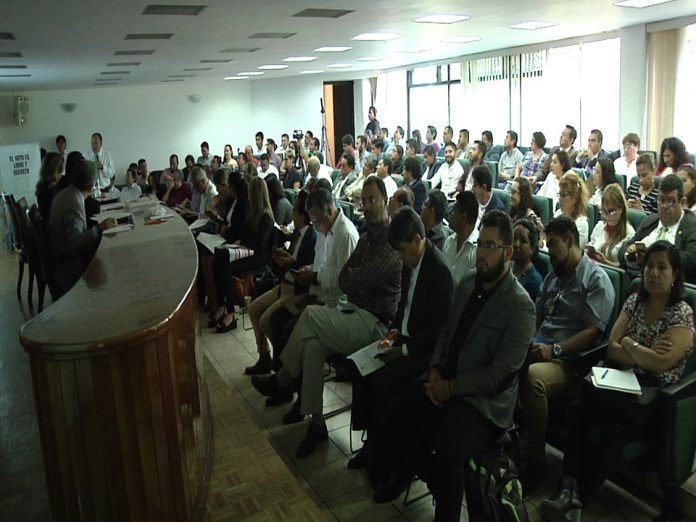 Relevan directivos en la UMSNH