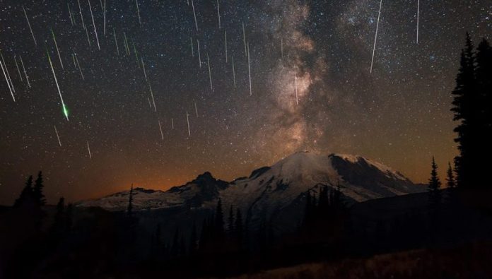 Lluvia de estrellas iluminará el cielo este fin de semana
