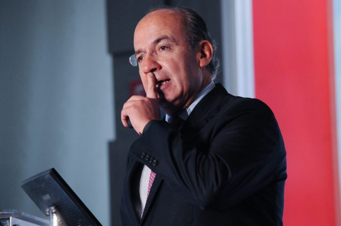 Felipe Calderón espera que al quitarle su pensión, AMLO apoye a niños con cáncer como él lo hace
