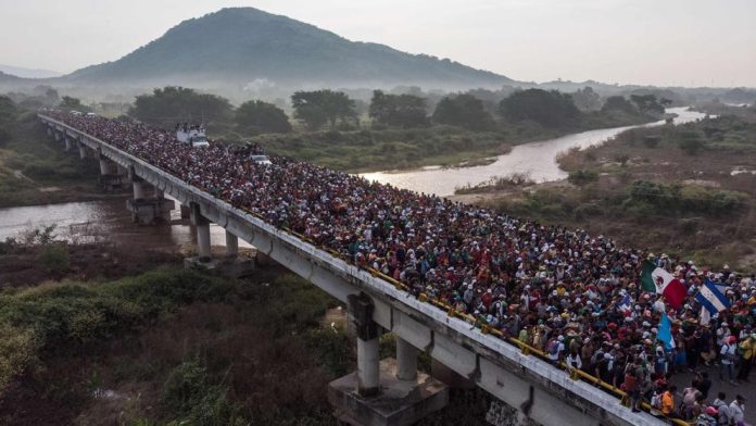 Trump amenaza con abrir fuego contra la caravana de migrantes