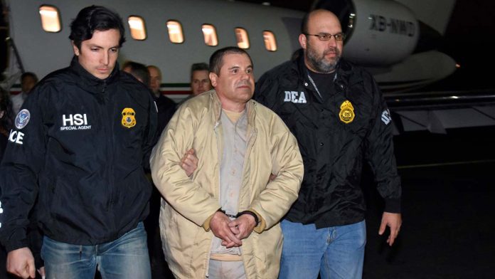 Descartan a jurado en juicio de “El Chapo”, porque quería autógrafo del narcotraficante