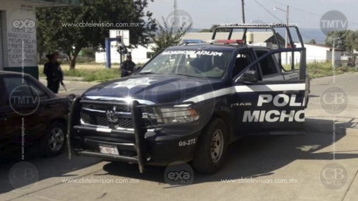 Detiene Policía a tres sujetos en posesión de un arma en colonia de Morelia