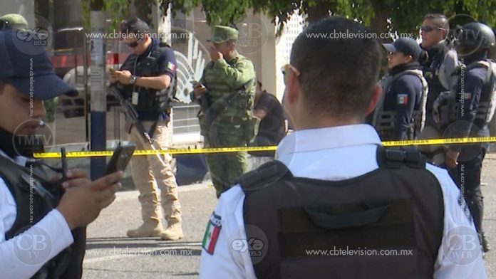 Ejecutan de varios balazos a una mujer en calles de Ario de Rayón