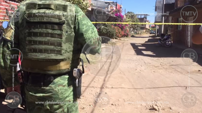 Asesinan a un hombre al interior de un deshuesadero de autos